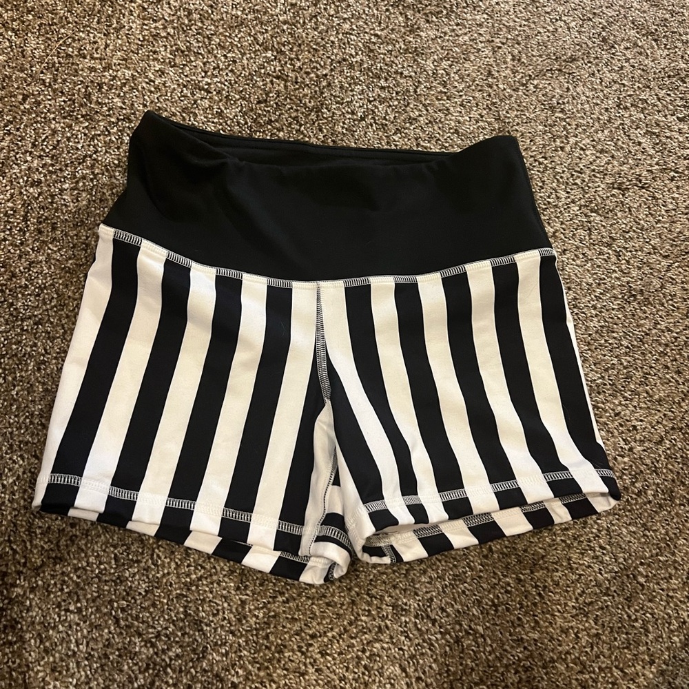Fleo Beetlejuice Power High Rise. Size small.